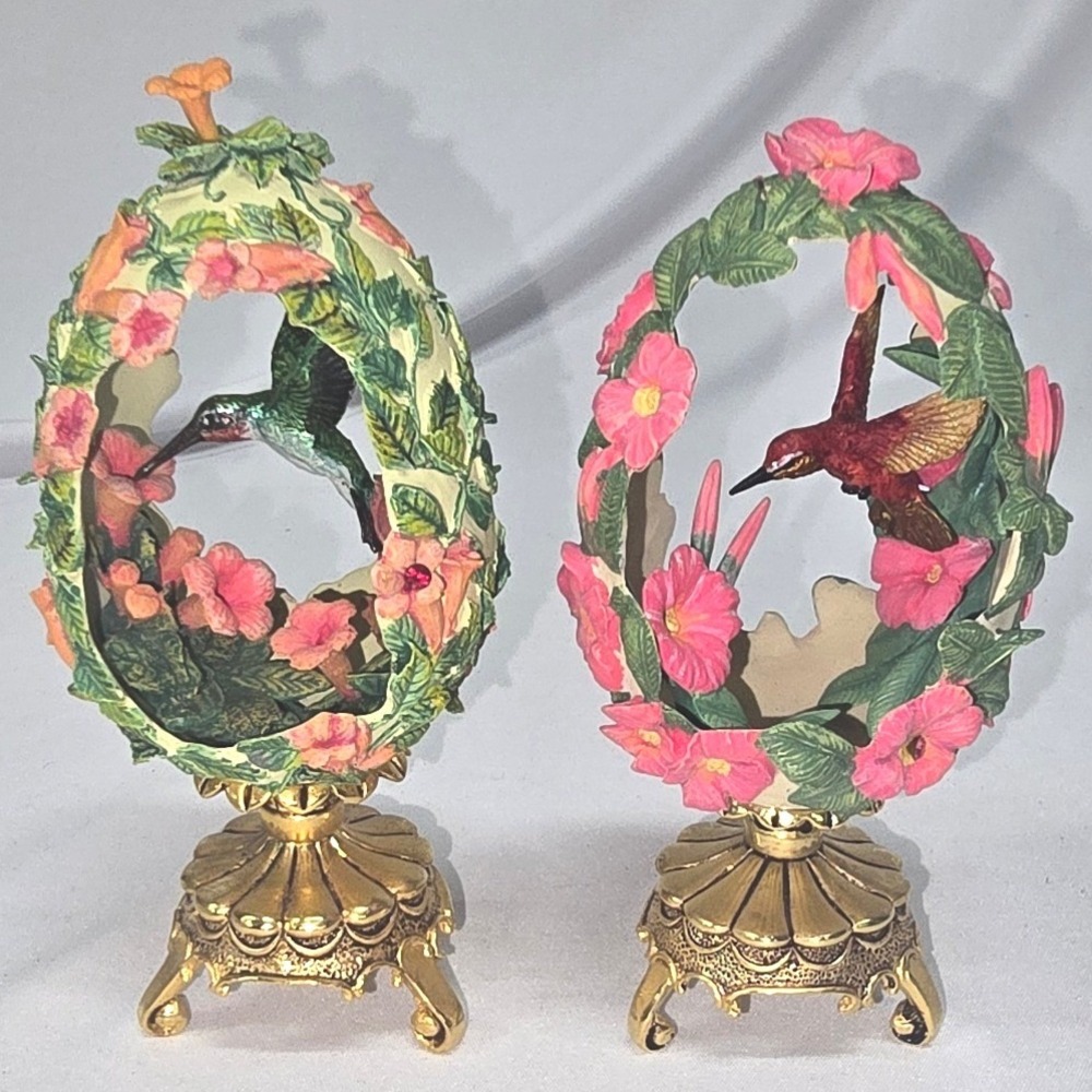 House of Faberge TFM Hummingbird Egg Figurines Set of 2 Gold‎ Tone Base Floral